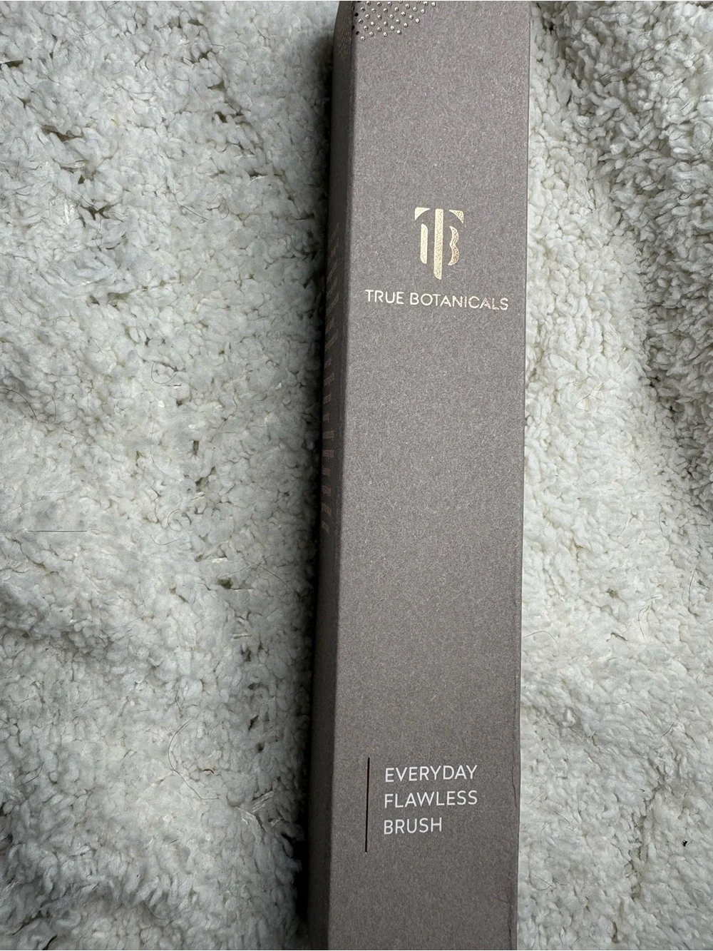 True Botanicals Everyday Flawless Brush - Taupe